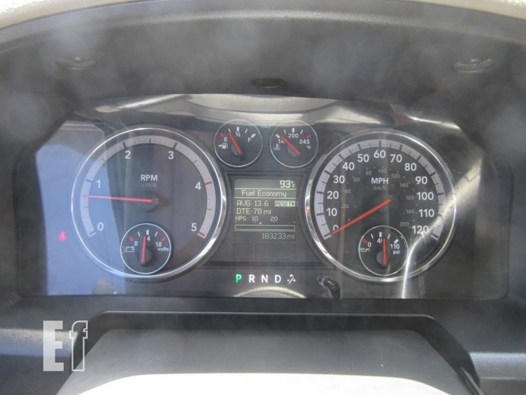 2011-dodge-3500hd-image-24