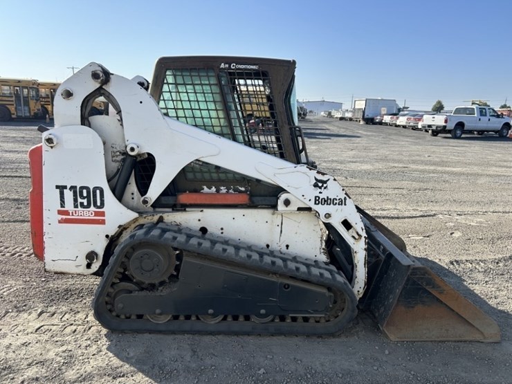 bobcat-t190-image-6