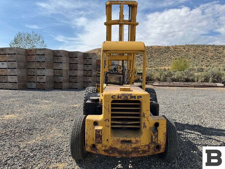 champ-forklift-image-4