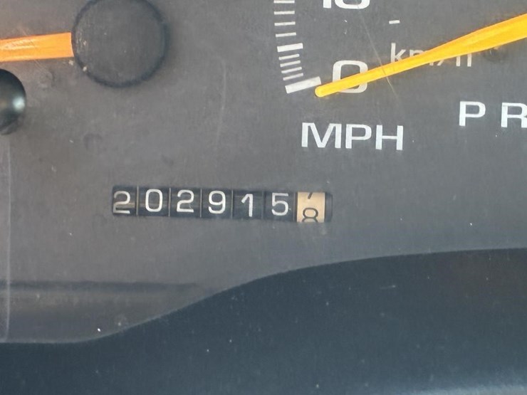 1998-gmc-sierra-3500-image-14