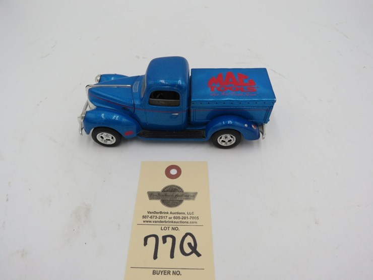 trustworthy-toy-van-and-truck-group-image-3