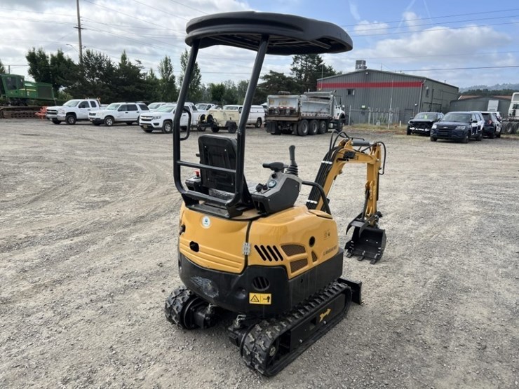 2025-land-hero-ldh-me18-mini-hydraulic-excavator-image-4