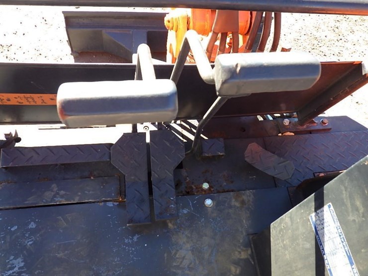 takeuchi-tb260-image-30