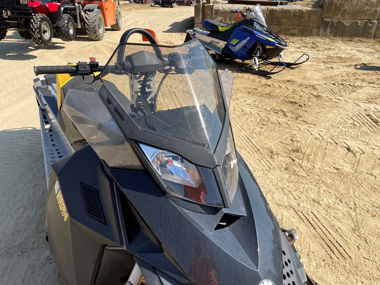 #1895-•-2009-ski-doo-mxz-renegade-600-snowmobile-(sells-with-bill-of-sale-only)-image-16