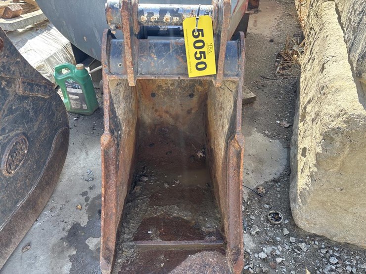 bobcat-e85-image-1