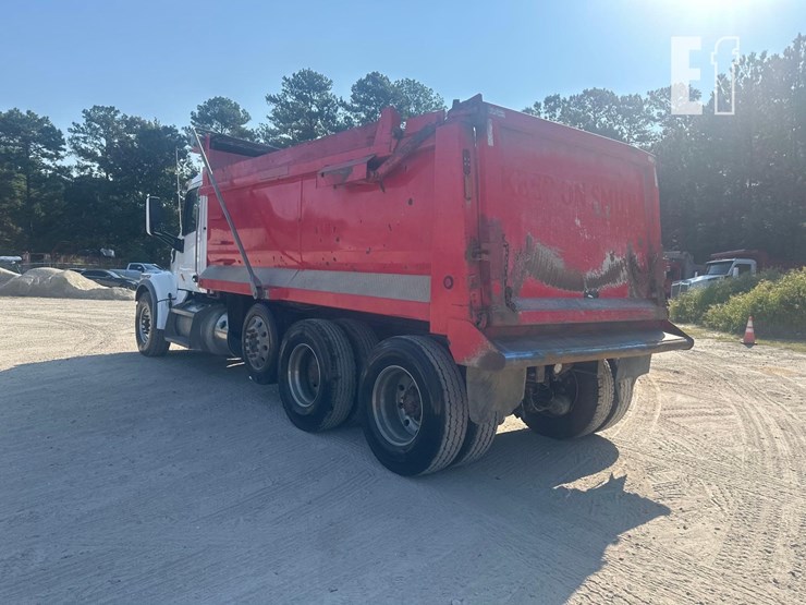2019-peterbilt-567-image-6