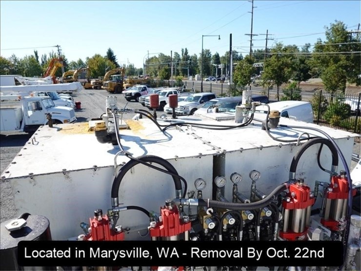 2009-peterbilt-pb320-image-23