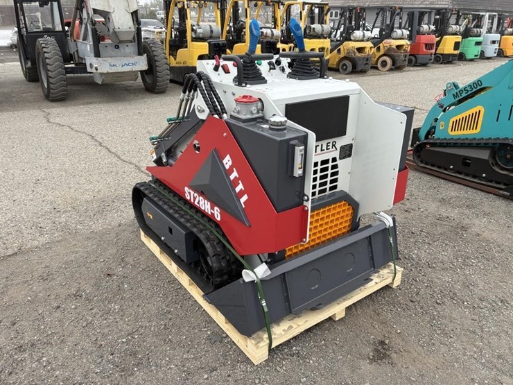 2025-bttl-st28h-6-skid-steer-track-loader-image-4