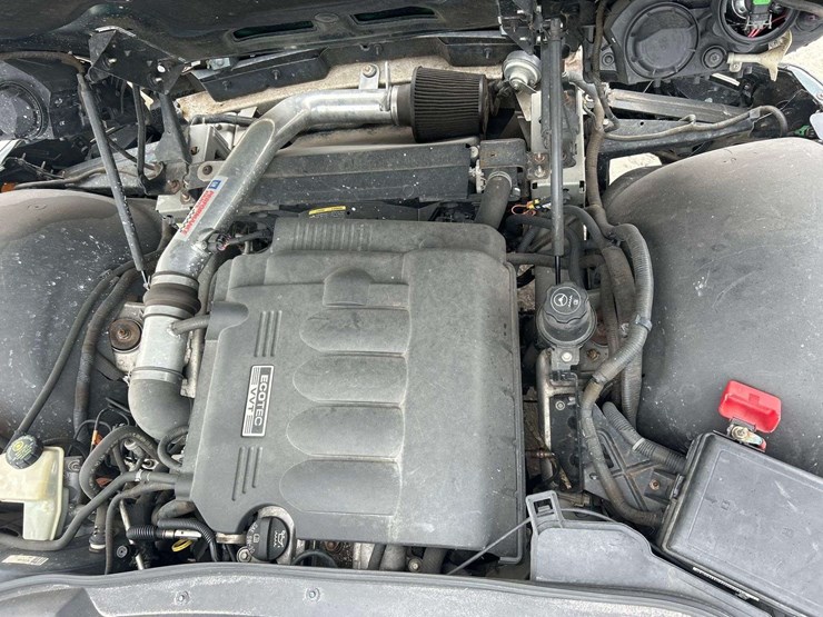 2007-saturn-sky-convertible-coupe-image-9