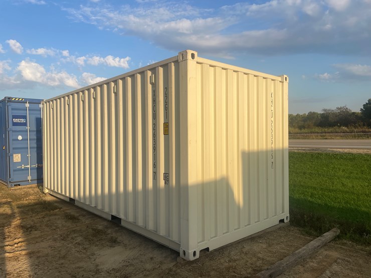 #303-•-20'-shipping-container-image-3