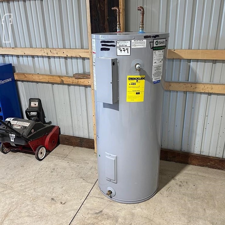 A.O. SMITH HOT WATER TANK