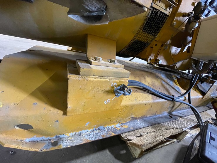 1988-caterpillar-3304-image-17