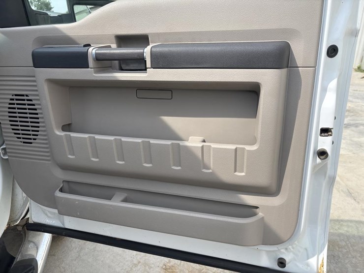 2008-ford-f350-image-41