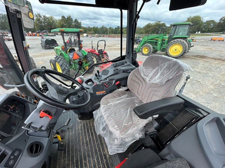 2024-kubota-m6-111-image-17