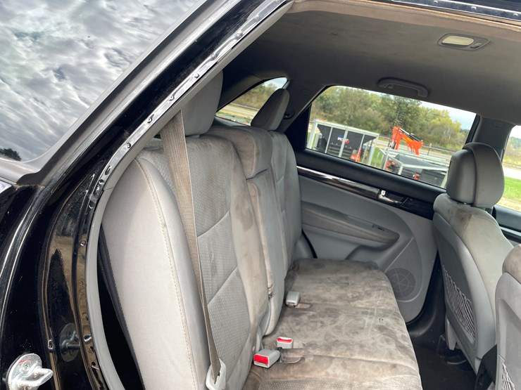 2012-kia-sorento-image-51