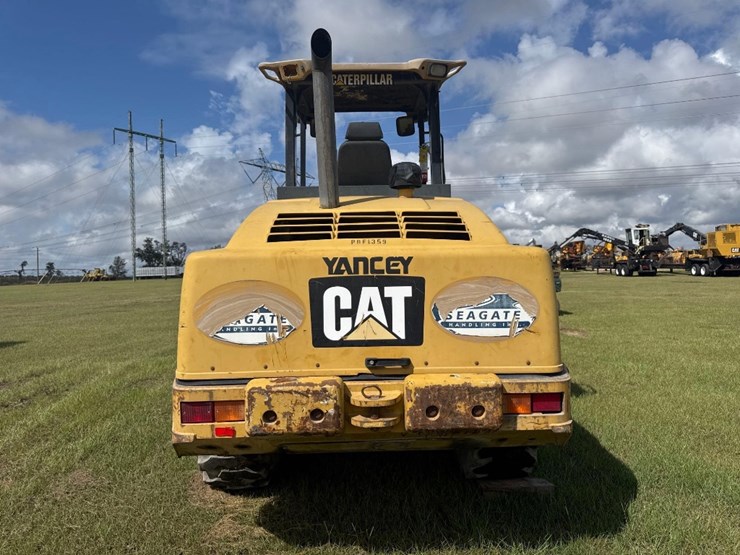 caterpillar-914g-image-6