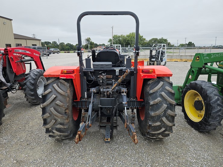 kubota-m6-111-image-12