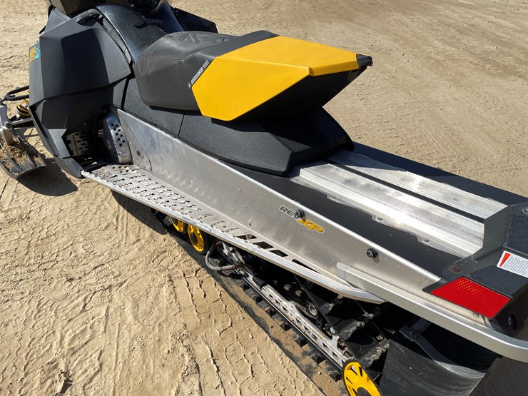 #1895-•-2009-ski-doo-mxz-renegade-600-snowmobile-(sells-with-bill-of-sale-only)-image-18