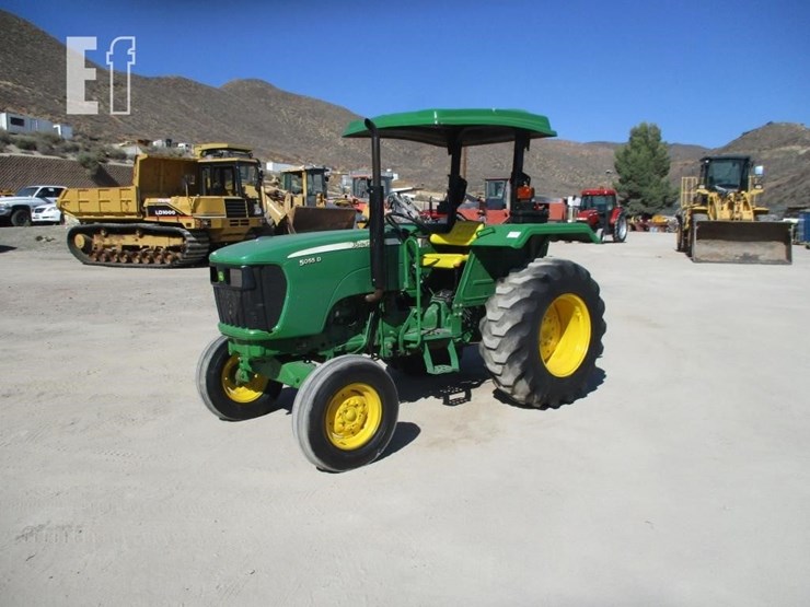 2011-john-deere-5055d-image-1