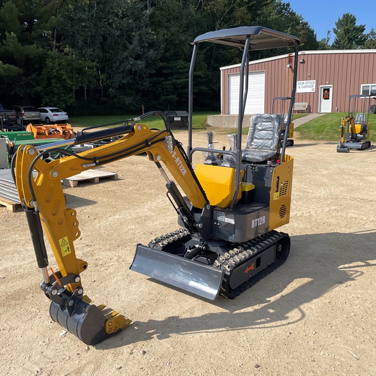 #205 • New RT12R Mini Excavator