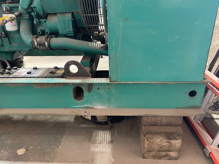 #8615-•-1999-cummins-dfeh-generator-(aps)-image-111