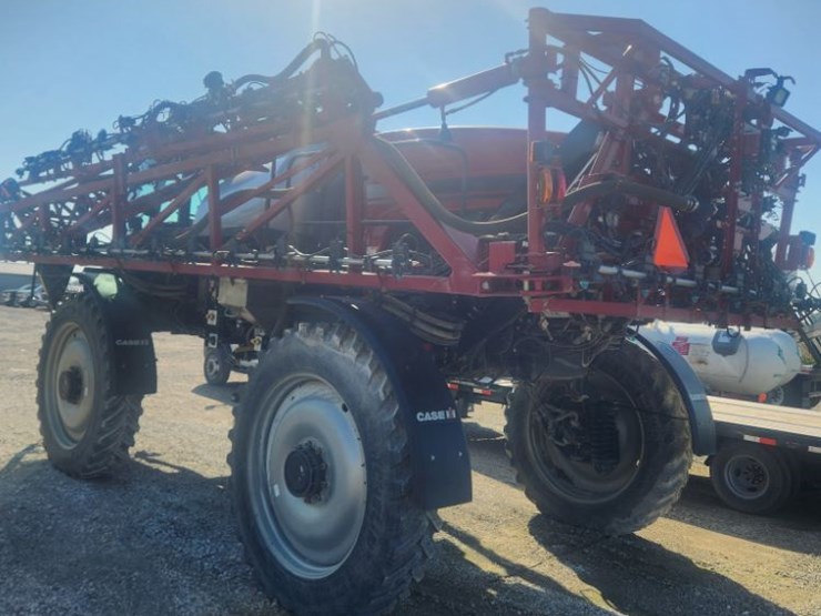 2018-case-ih-patriot-3340-image-4