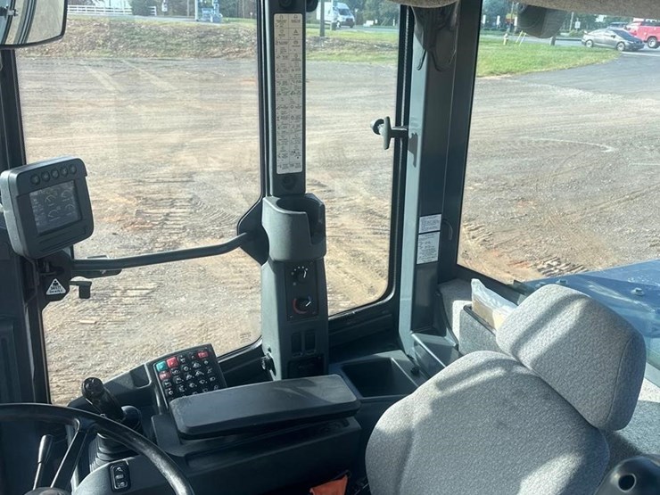 2017-deere-624kii-image-27