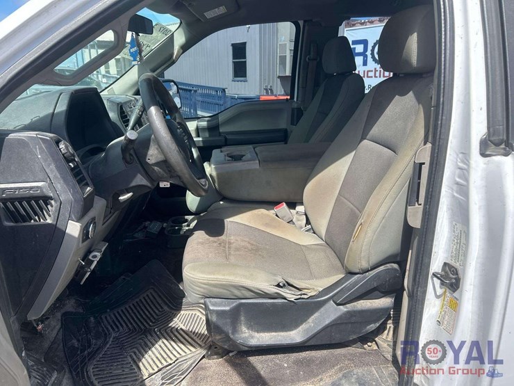 2017-ford-f150-image-15