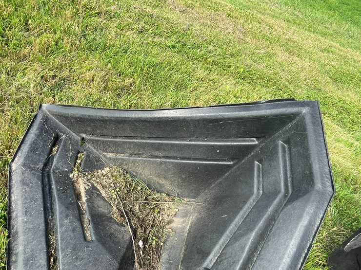 #4493-•-(2)-used-hopper-bins-image-10