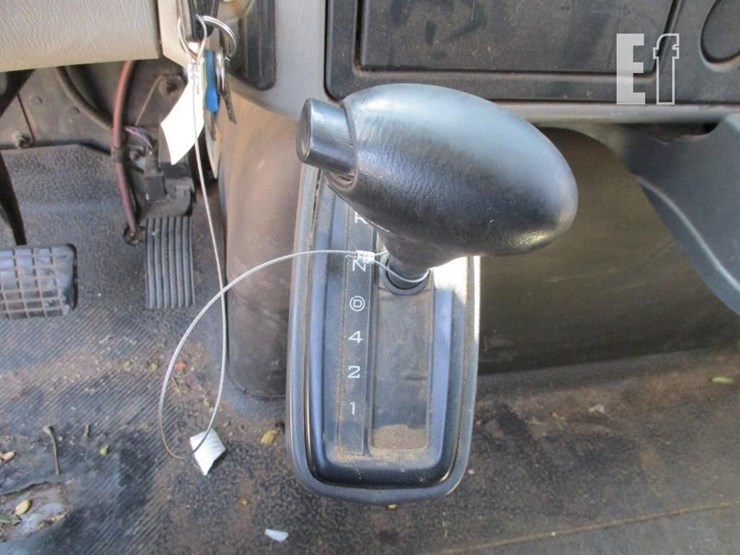 2016-international-durastar-4300-image-12