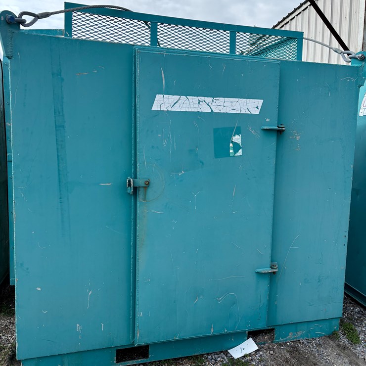 #133 • 8FT X 8FT ALUMINUM OFFSHORE/ONSHORE TOOLHOUSE