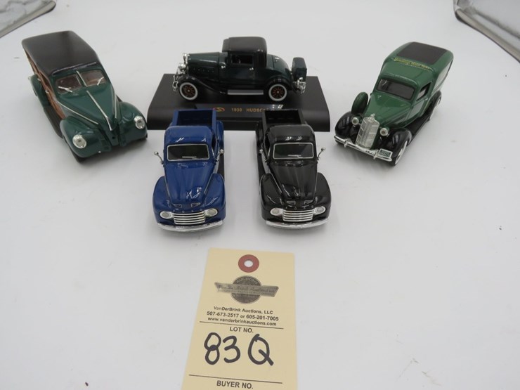 advertising-toy-group-image-1