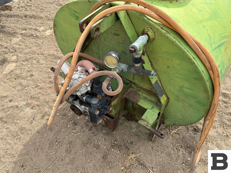 orchard-master-w104-pak-sprayer-image-10