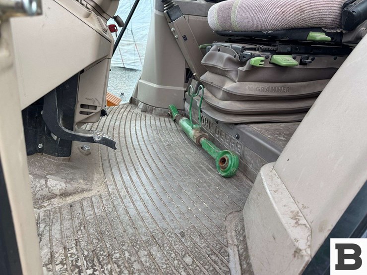 2012-john-deere-6430-image-60