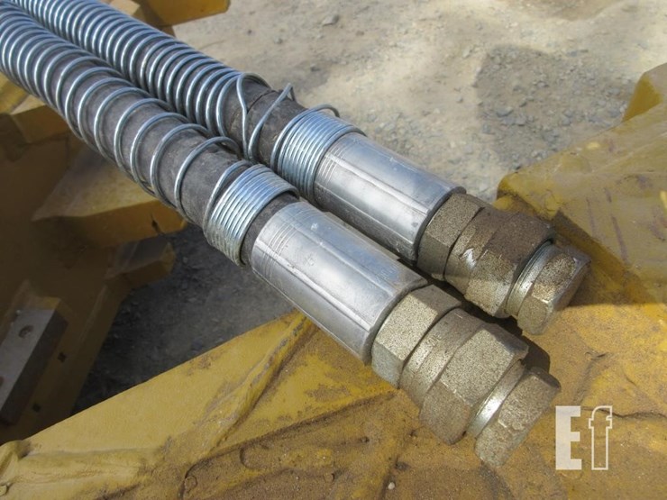 caterpillar-320-image-7