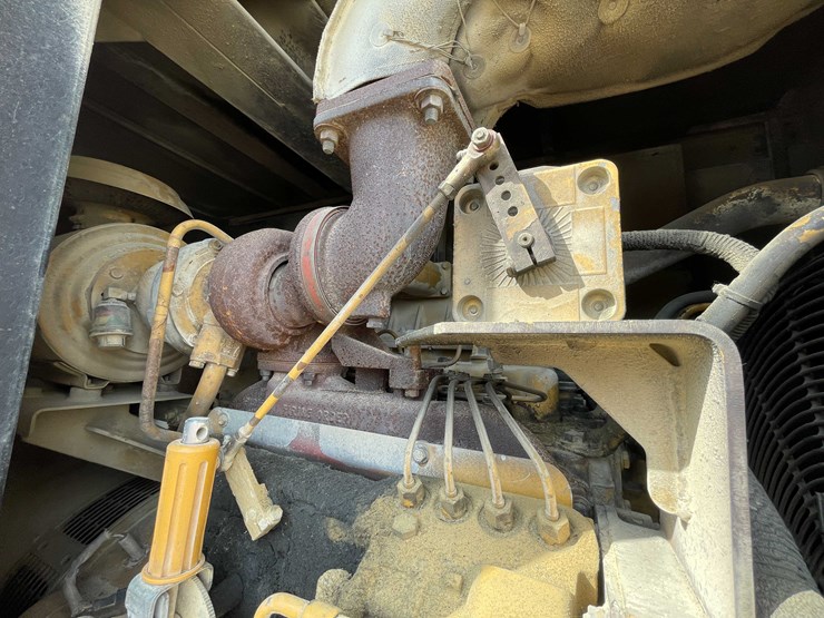 caterpillar-xq125-image-15