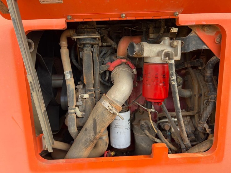2016-jlg-6036-telescopic-forklift-image-19