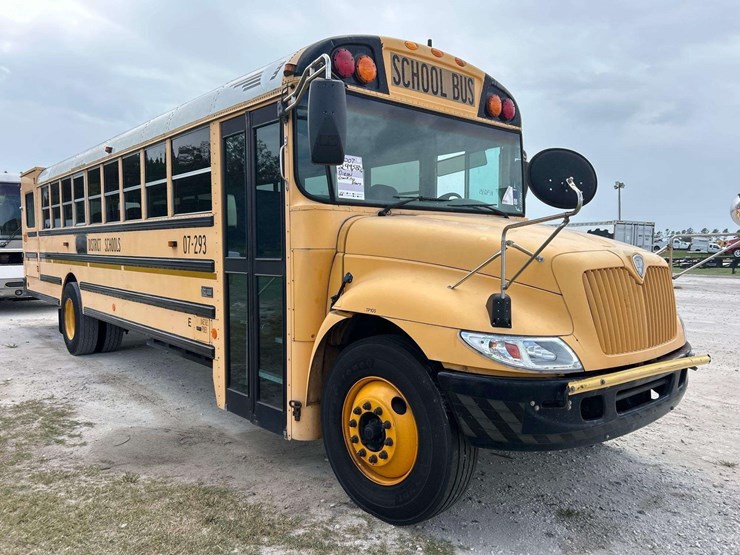 2007-ic-corporation-pb105-school-bus-image-2