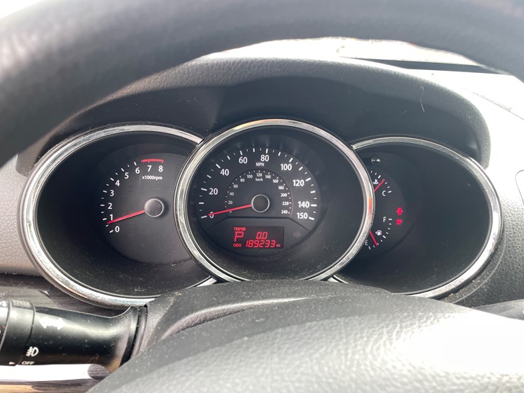 2012-kia-sorento-image-75