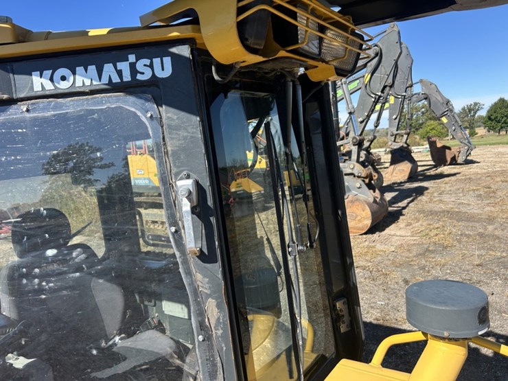 2014-komatsu-d39px-image-39