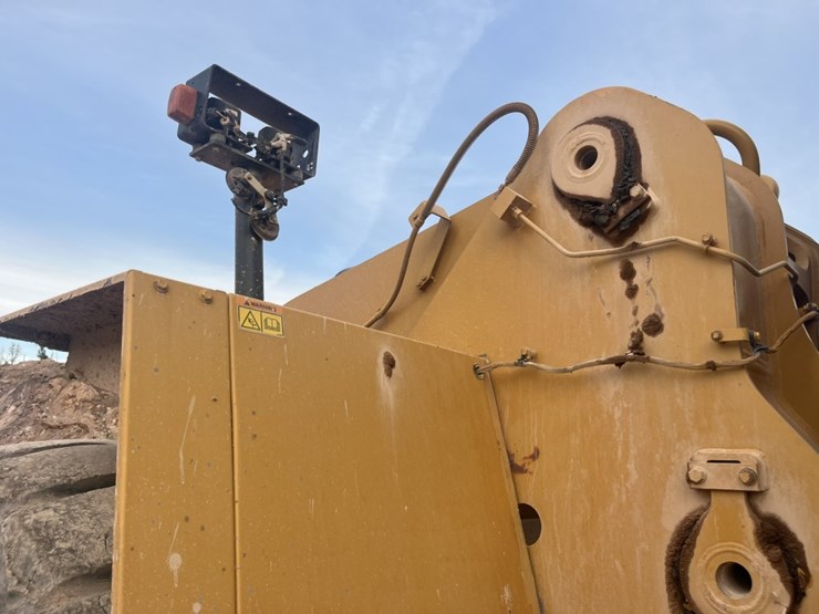 caterpillar-988k-image-23