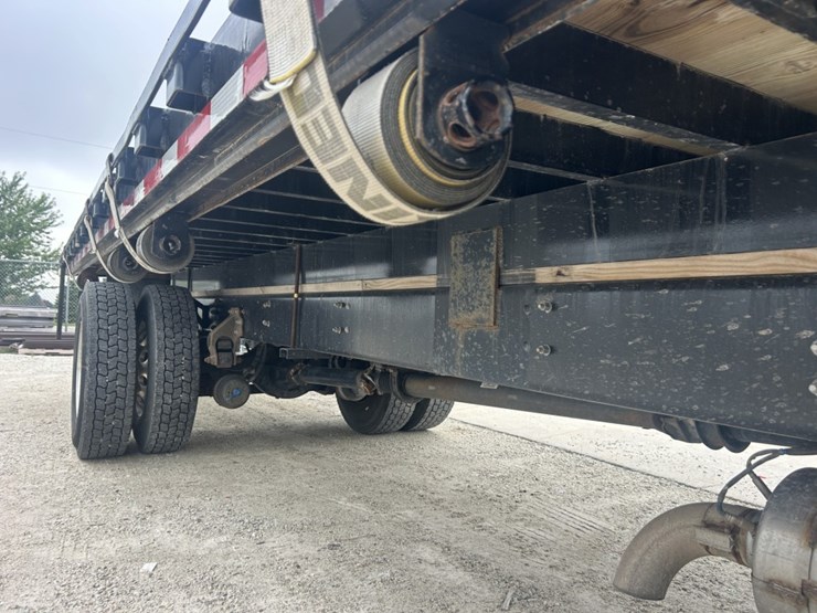 #1655-•-2021-mack-md-series-flatbed-truck-image-16