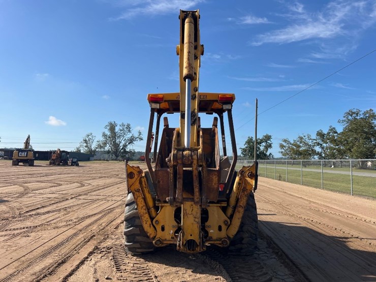 john-deere-310d-image-3