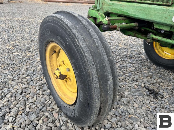 1976-john-deere-2640-image-16