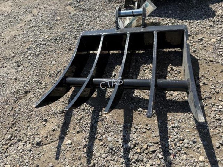 #150-•-mini-excavator-rake-image-2