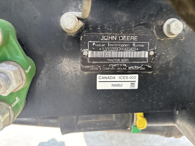 john-deere-1025-image-55