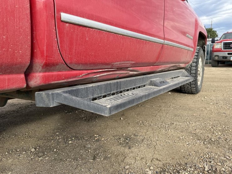 #2146-•-2015-chevrolet-silverado-2500hd-ltz-4x4-pickup-tru-image-24