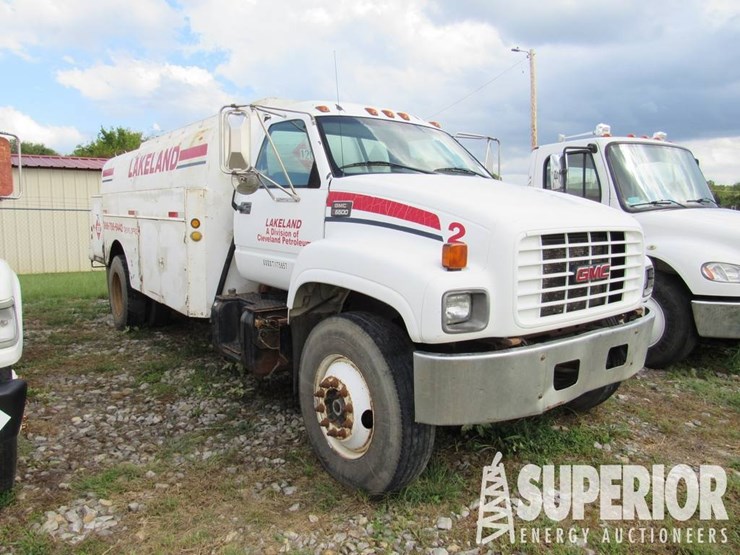 (x)-(14-11)-1999-gmc-c6500-s/a-fuel-truck,-vin-1gd-image-2
