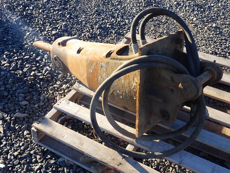 cat-excavator-attachment-image-4