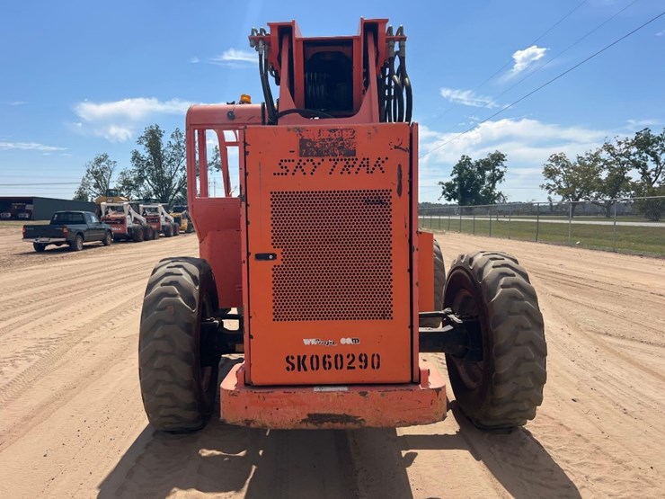 2007-jlg-skytrack-6036-telescopic-forklift-image-3